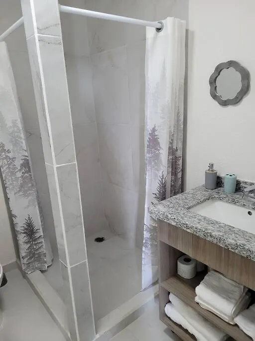 All New Condo 3 Bedrooms 2 Bathrooms Fully Equipped At Playa Del Carmen ! Appartement